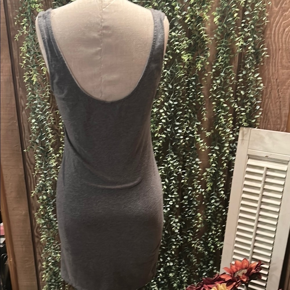 Gray Sleeveless Dress - Picture 3 of 3
